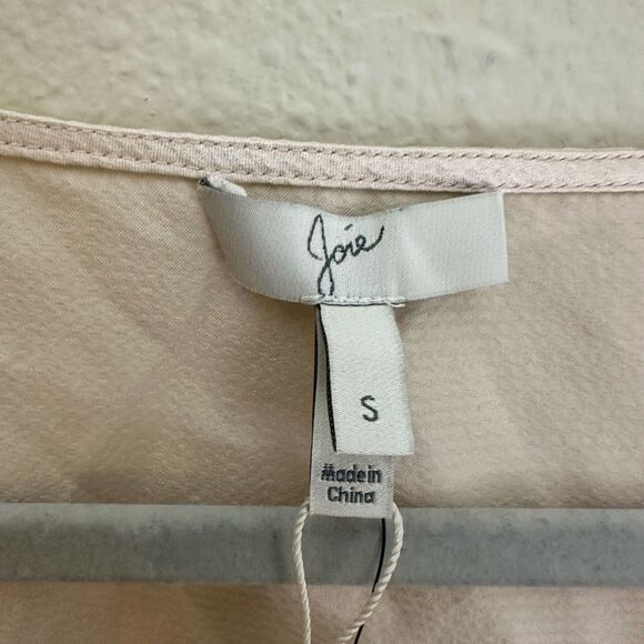 NWT Joie Madora Textured Satin Top Shimmer Blouse Low V Cut Sz Small (flaw) - Picture 5 of 8